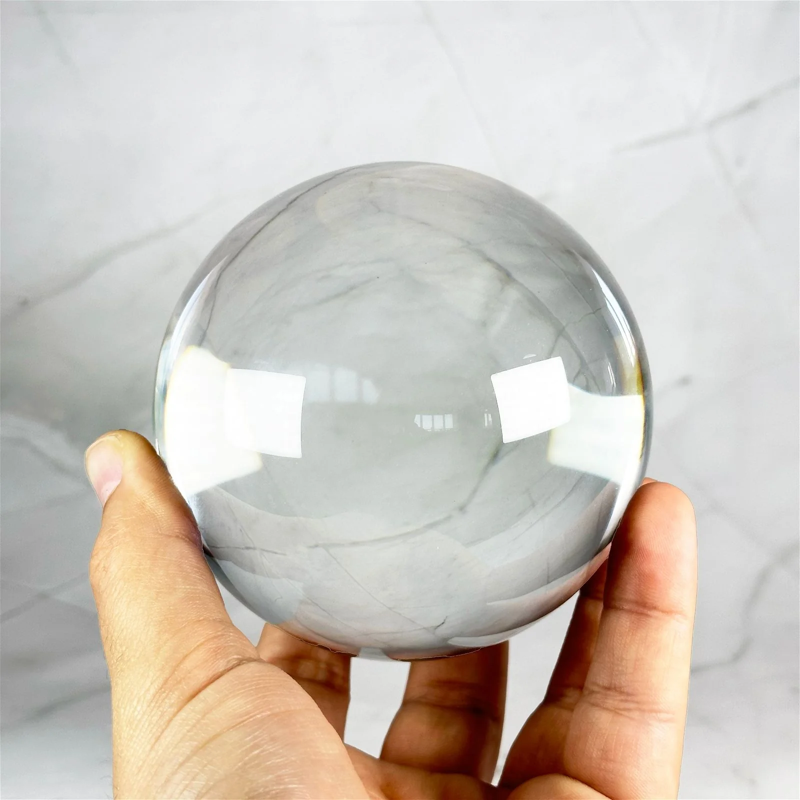 Boule de Cristal avec support (10cm) - Image 2