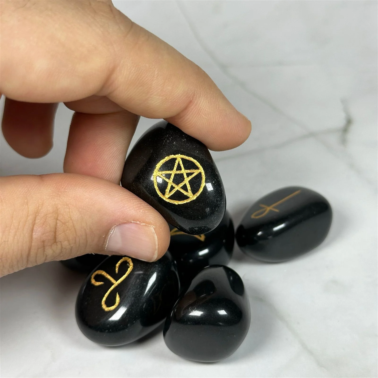 Pierres roulées de Wicca en Agate Noire - Image 4
