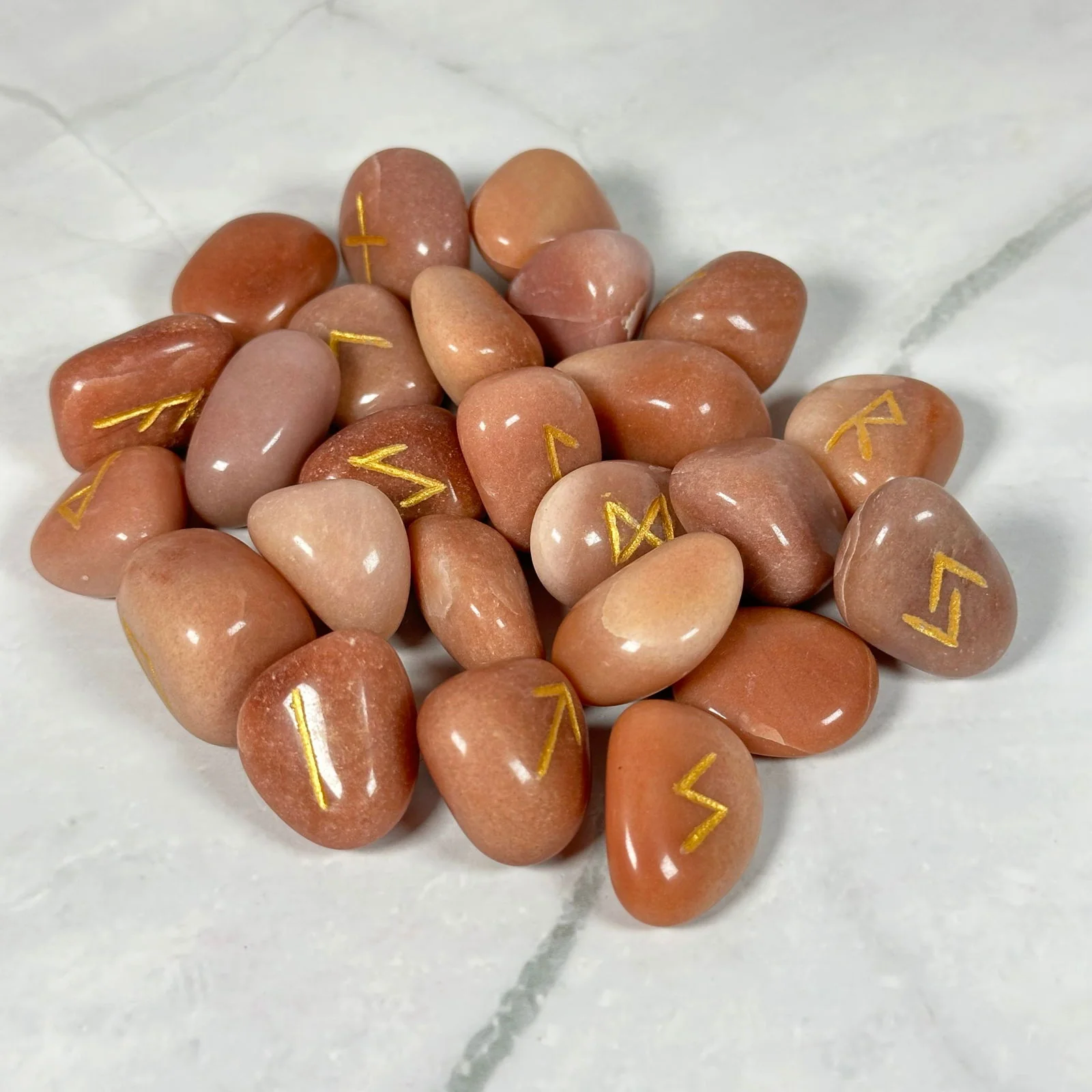 Runes en Aventurine Rouge et pochette - Image 3