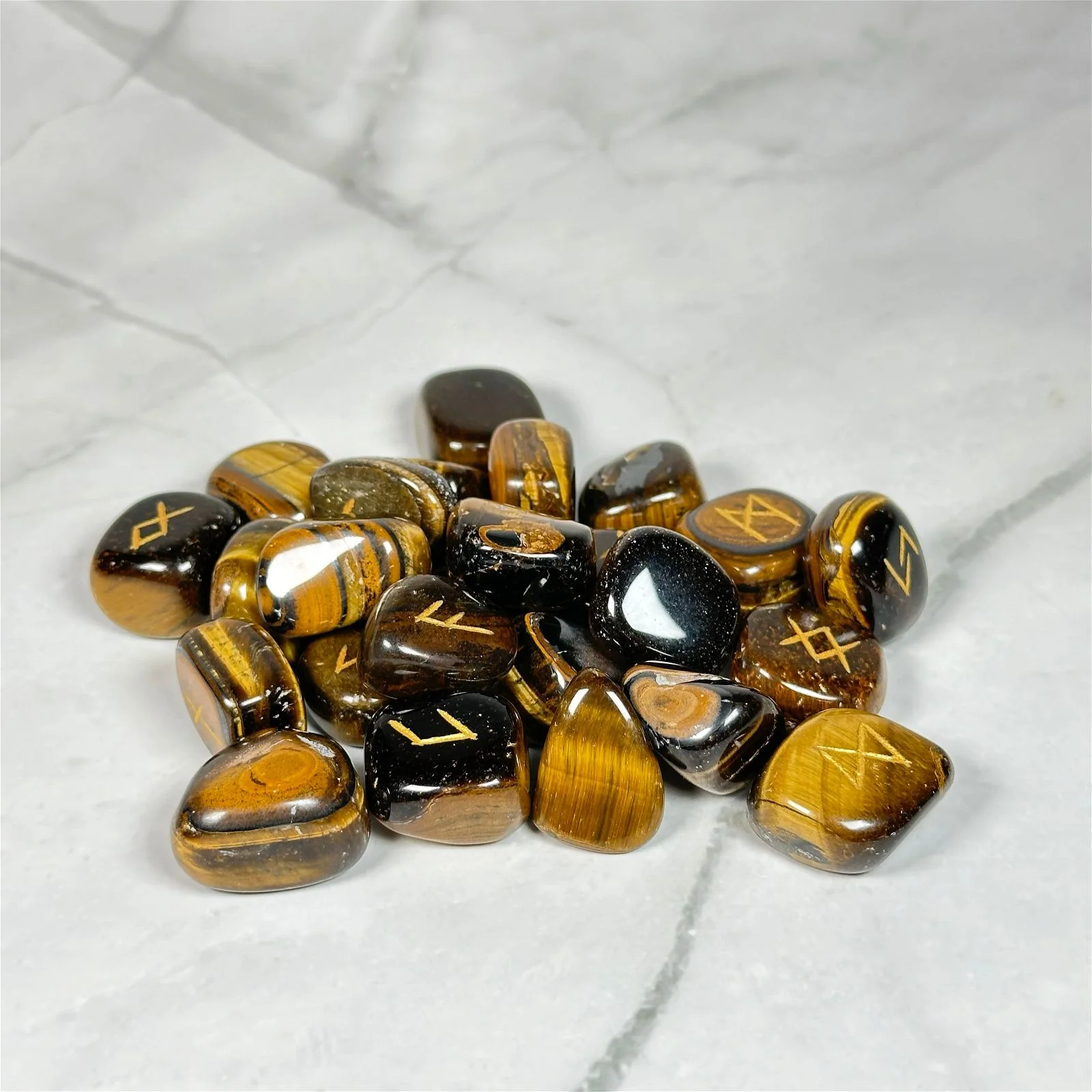 Runes en Œil de Tigre et pochette - Image 3